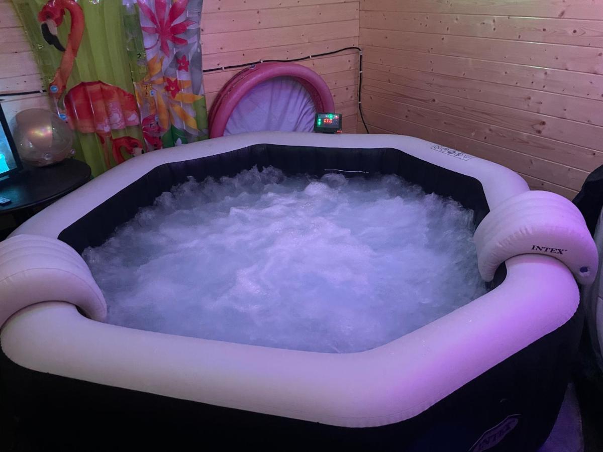 Chambre Agreable Avec Jacuzzi Marsilya Dış mekan fotoğraf