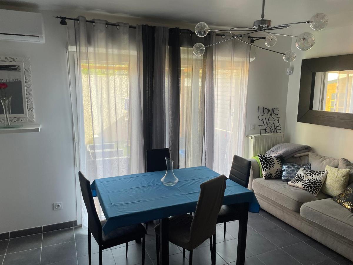 Chambre Agreable Avec Jacuzzi Marsilya Dış mekan fotoğraf