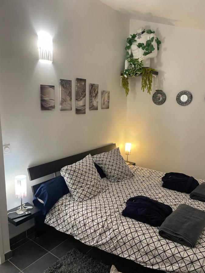 Chambre Agreable Avec Jacuzzi Marsilya Dış mekan fotoğraf